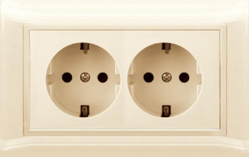 Розетка 2-мест.крем. в сб.с/з Violet V01-22-R24