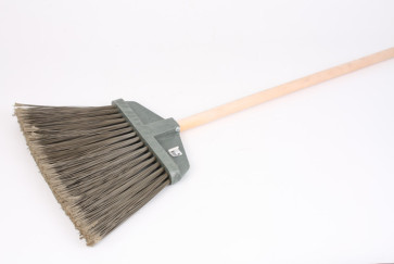 Метла пластик. синтетич. плоская с черенком Гардена