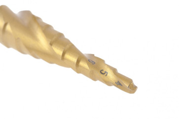 <p>Диаметр 4 мм, 6 мм, 8 мм, 10 мм, 12 мм, 14 мм, 16 мм, 18 мм, 20 мм</p> <p>Длина 73 мм</p> <p>Тип хвостовика шестигранный</p> <p>Тип сверло ступенчатое</p> <p>Тип обработки поверхности Нитридтитановое</p> <p>Рабочая длина 48 мм</p> <p>Диаметр хвостовика